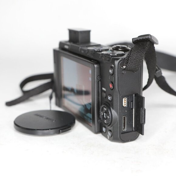 Samsung EX1/TL500 Digital Camera 10MP Digicam F1.8-2.4 Lens, Tilt Screen 3x Zoom - Picture 8 of 12